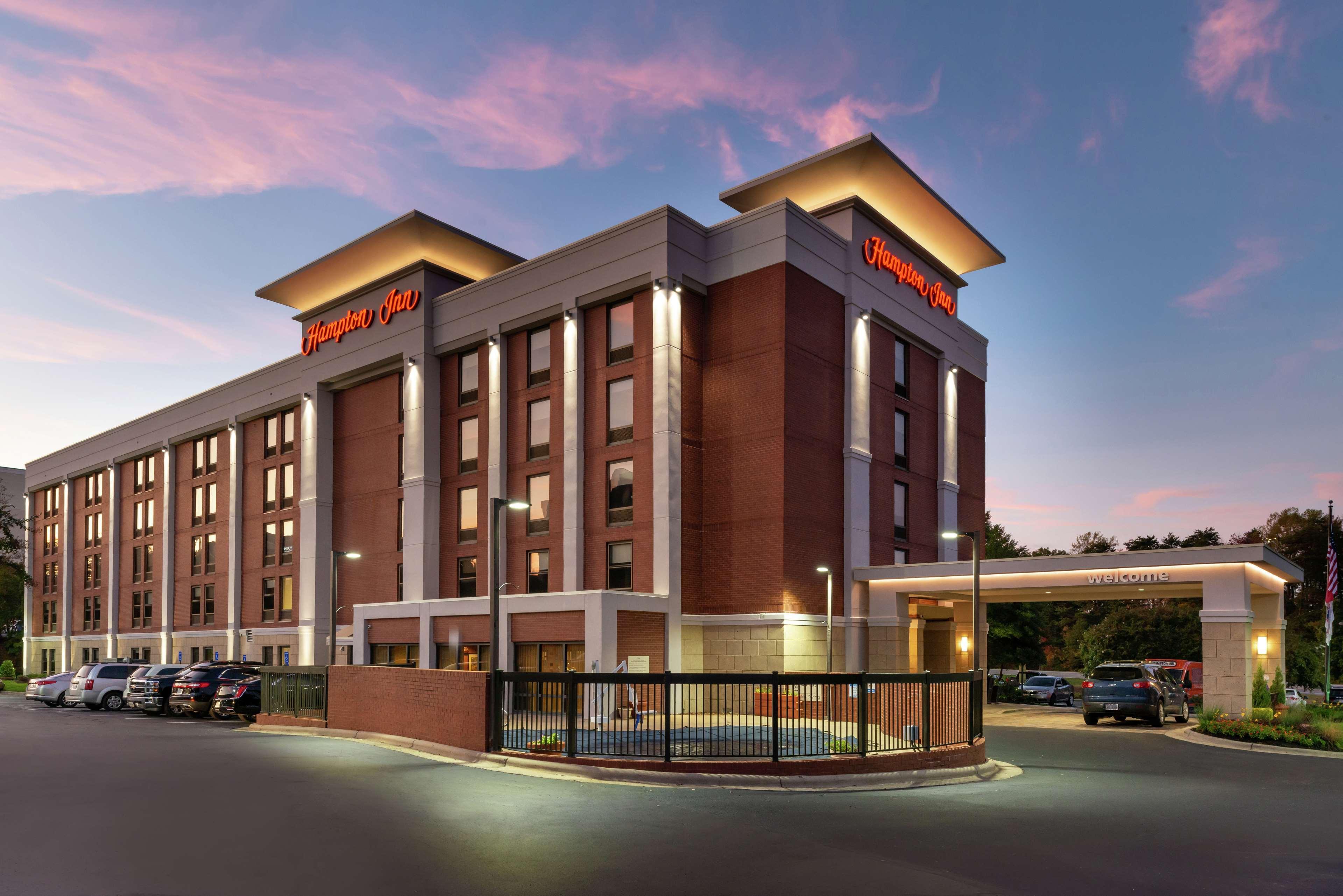 Hampton Inn Greensboro Airport Kültér fotó