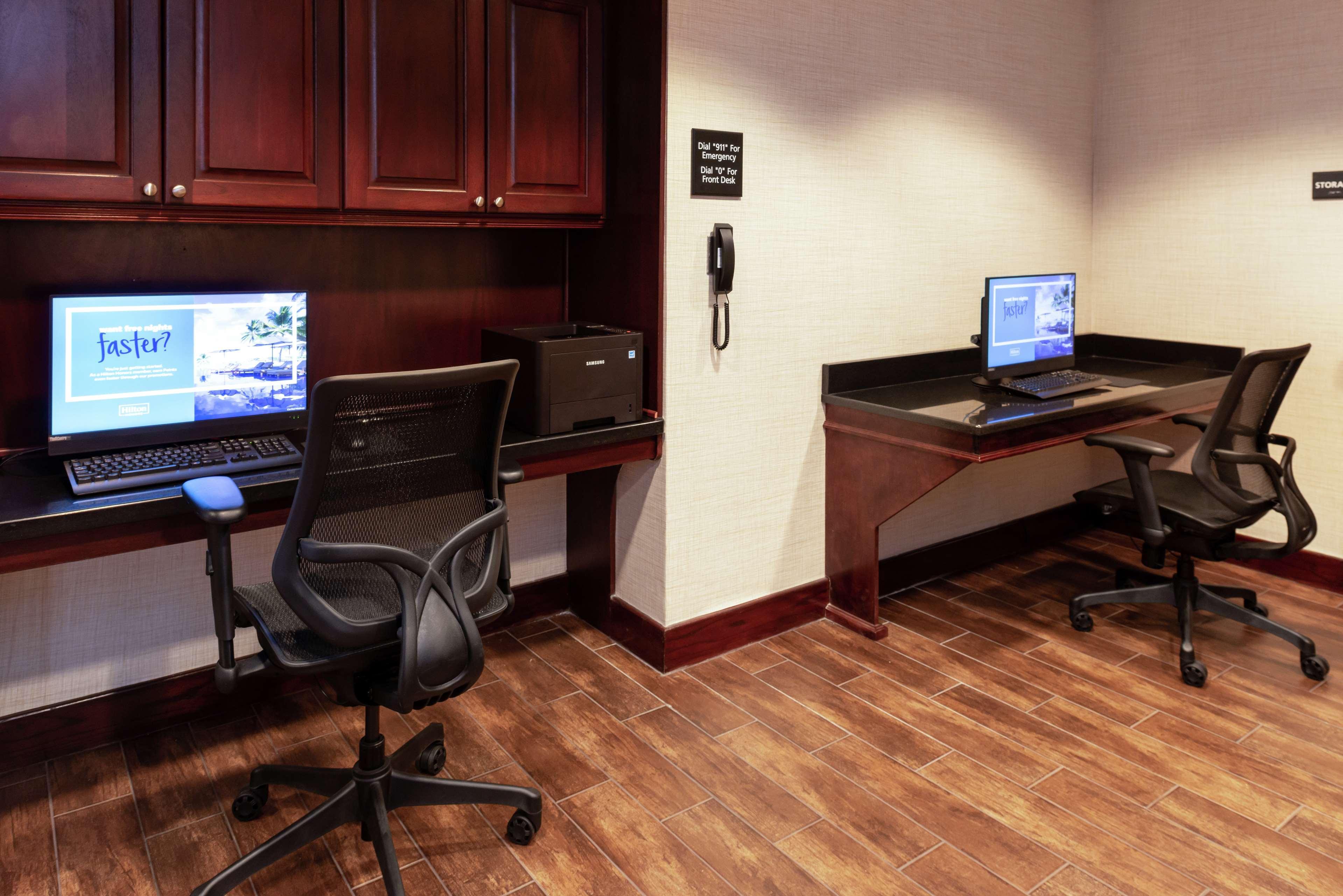 Hampton Inn Greensboro Airport Kültér fotó