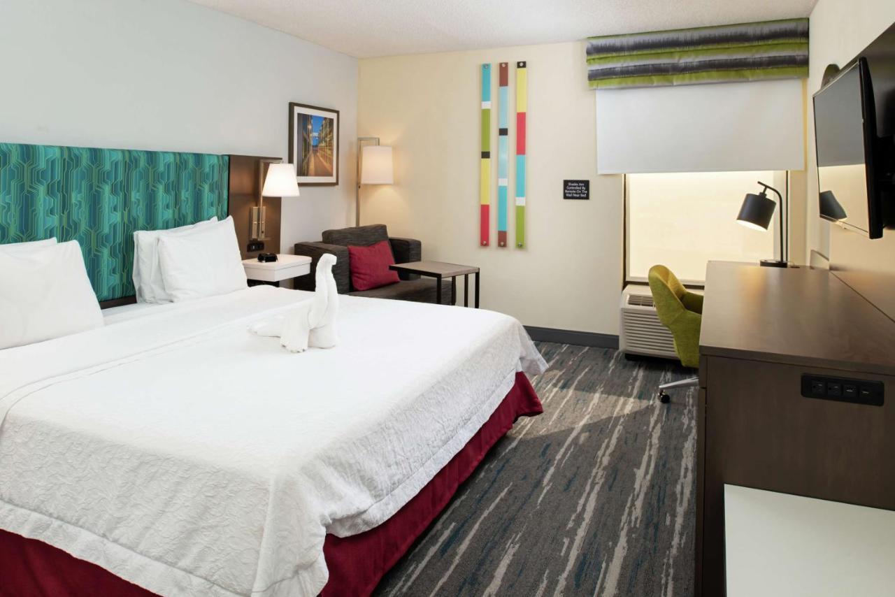 Hampton Inn Greensboro Airport Kültér fotó