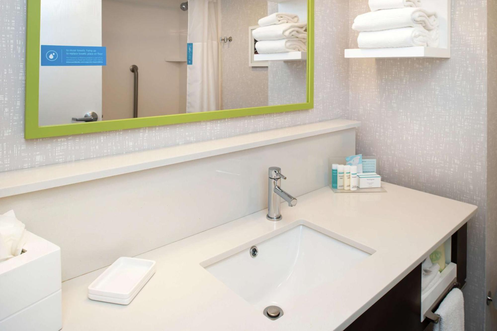 Hampton Inn Greensboro Airport Kültér fotó