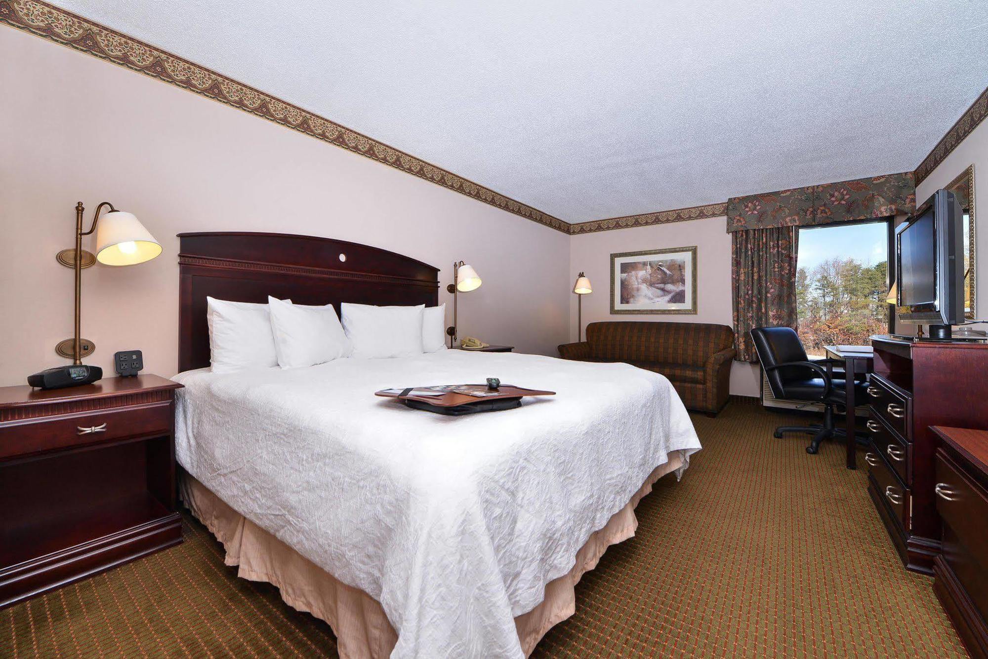 Hampton Inn Greensboro Airport Kültér fotó